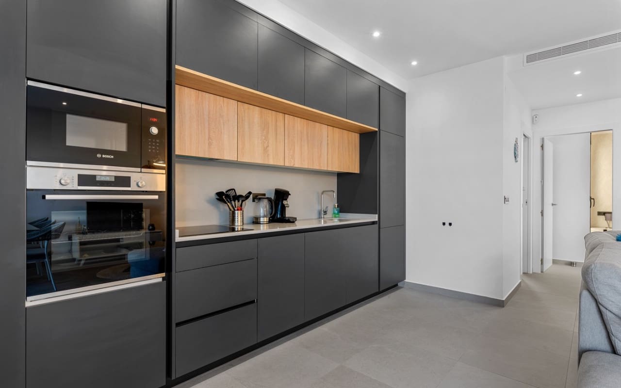 4 slaapkamer Villa te koop in Ciudad Quesada met zwembad - € 369.000 (Ref: 9072575)