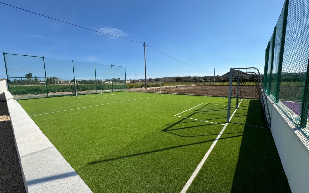 6 bedroom Villa for sale in Ciudad Quesada with pool - € 850,000 (Ref: 9074122)