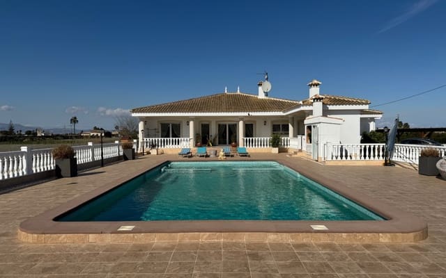 6 Zimmer Villa zu verkaufen in Ciudad Quesada, Rojales mit Pool - 850.000 € (Ref: 9074122)