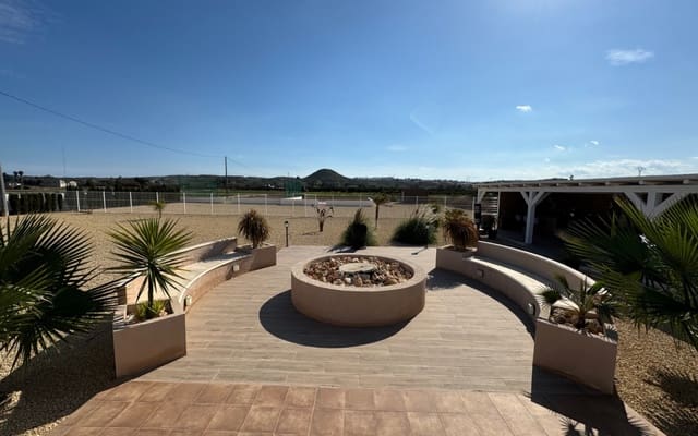 6 Zimmer Villa zu verkaufen in Ciudad Quesada, Rojales mit Pool - 850.000 € (Ref: 9074122)