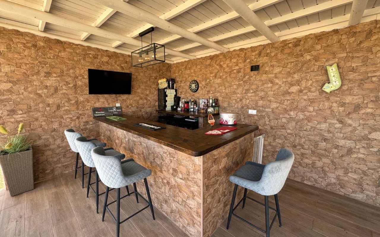 6 bedroom Villa for sale in Ciudad Quesada with pool - € 850,000 (Ref: 9074122)