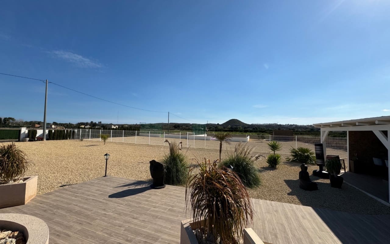 6 bedroom Villa for sale in Ciudad Quesada with pool - € 850,000 (Ref: 9074122)