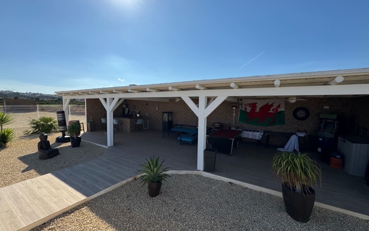 6 bedroom Villa for sale in Ciudad Quesada with pool - € 850,000 (Ref: 9074122)