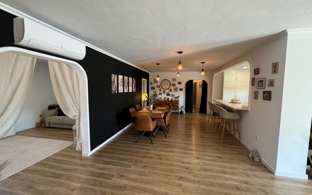 6 bedroom Villa for sale in Ciudad Quesada with pool - € 850,000 (Ref: 9074122)