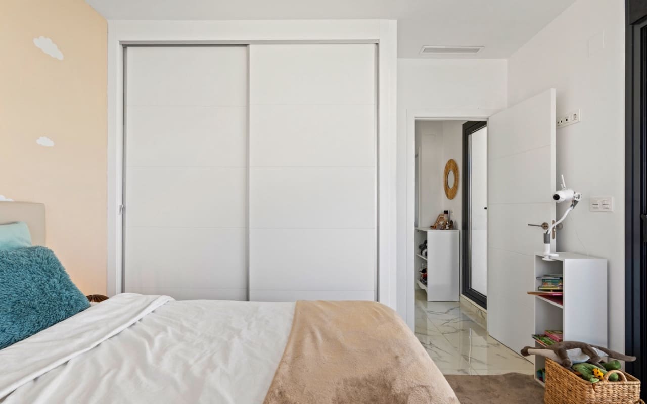 3 bedroom Villa for sale in Los Montesinos with pool - € 399,000 (Ref: 9074124)