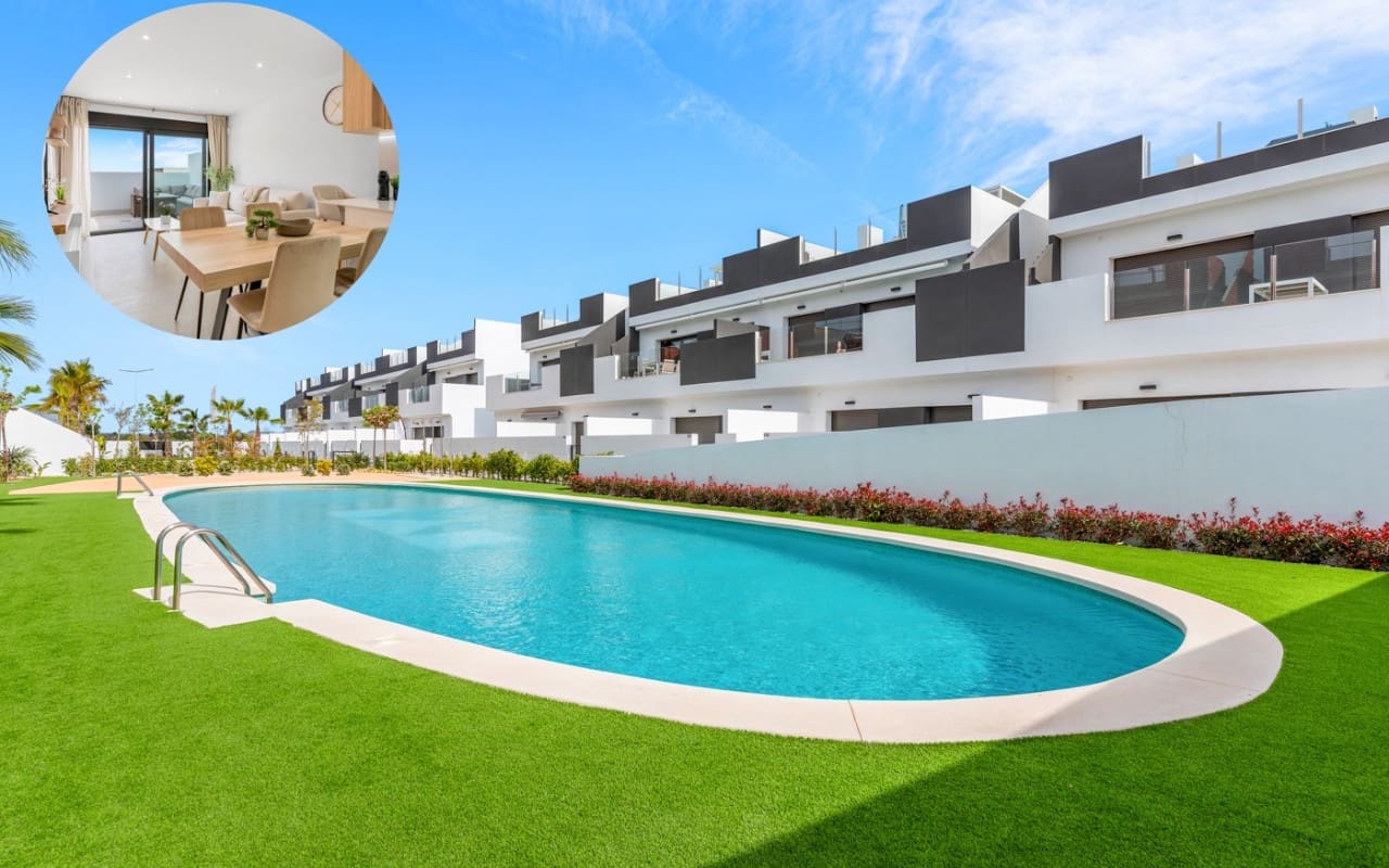 3 bedroom Apartment for sale in Los Balcones with pool - € 349,000 (Ref: 9074129)