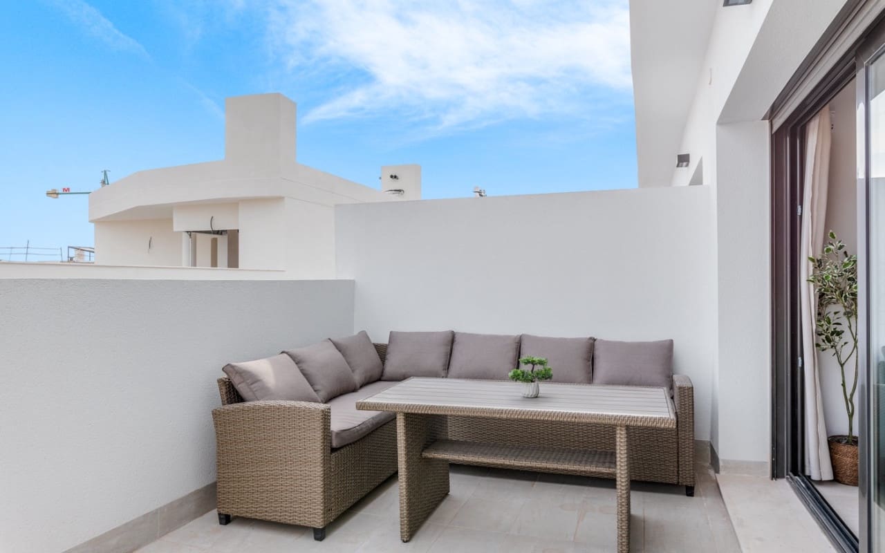 3 bedroom Apartment for sale in Los Balcones with pool - € 349,000 (Ref: 9074129)