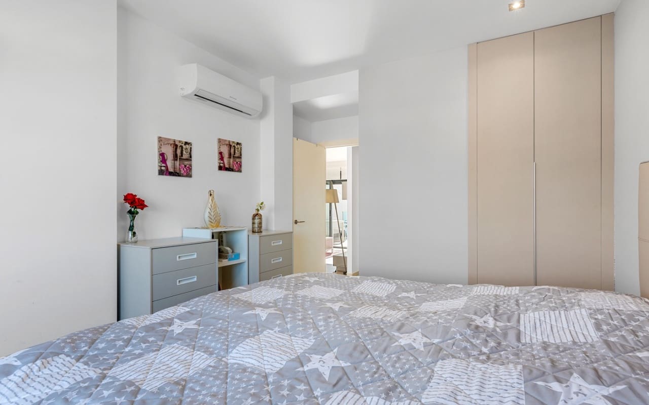 2 sypialnia Dom na sprzedaż w El Raso z basenem - 295 000 € (Ref: 9074133)