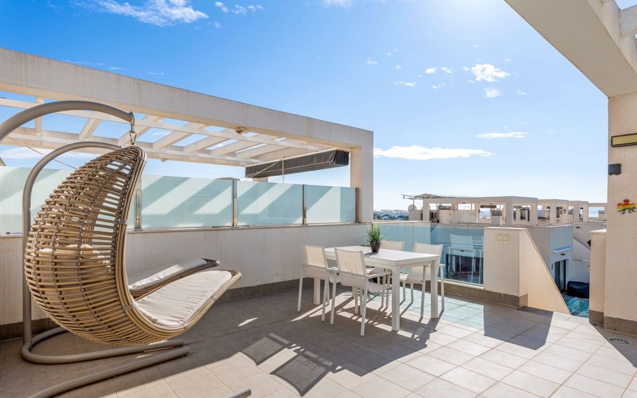 2 sypialnia Dom na sprzedaż w El Raso z basenem - 295 000 € (Ref: 9074133)