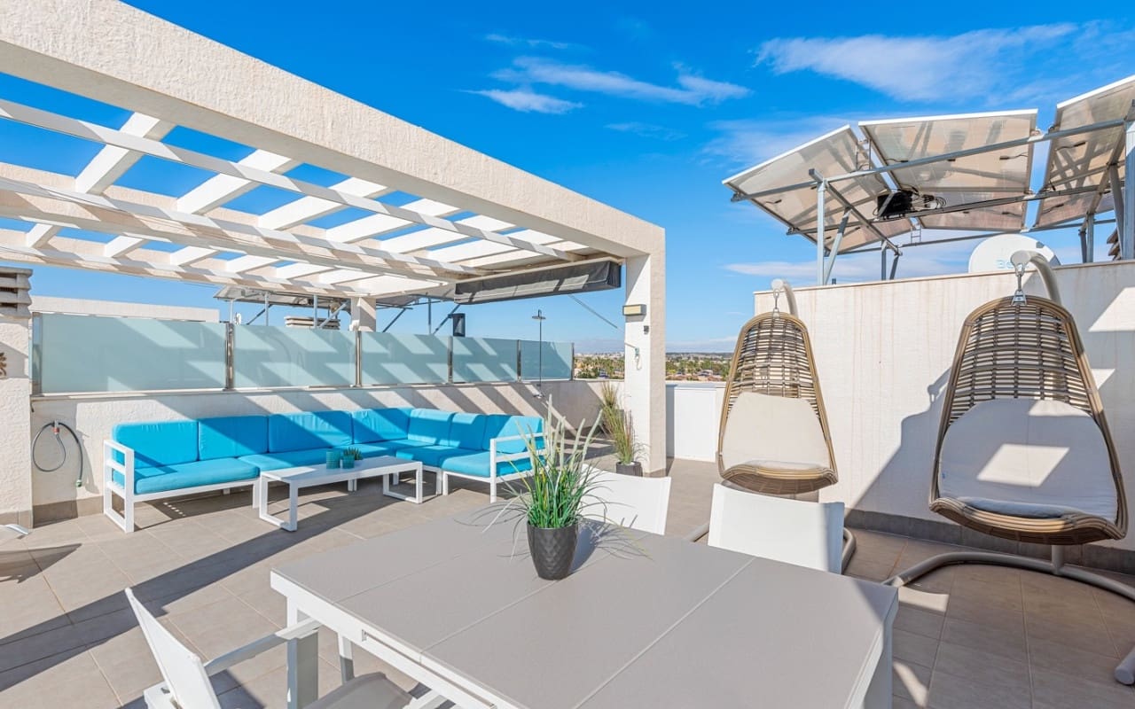 2 sypialnia Dom na sprzedaż w El Raso z basenem - 295 000 € (Ref: 9074133)