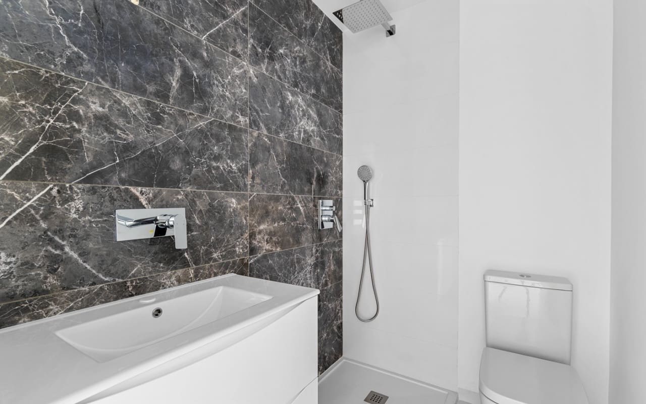 2 Zimmer Apartment zu verkaufen in San Miguel de Salinas mit Pool - 219.000 € (Ref: 9074136)