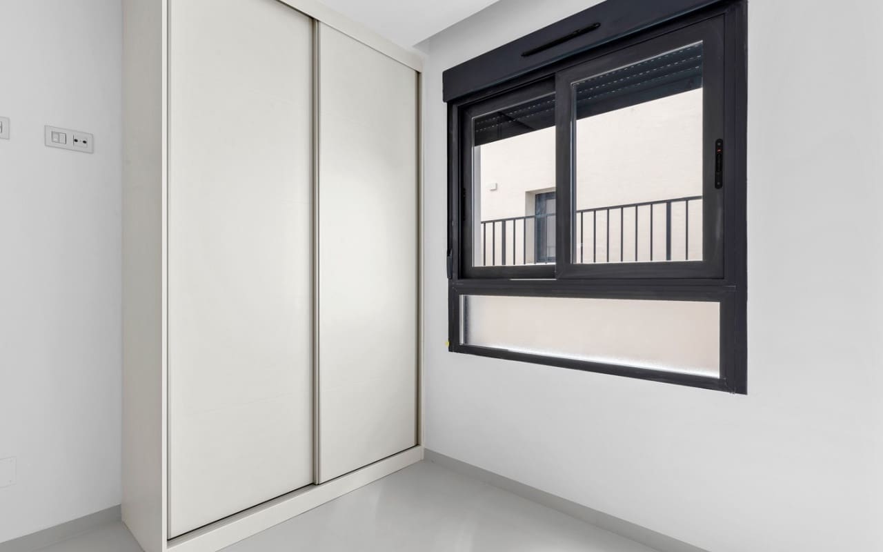 2 Zimmer Apartment zu verkaufen in San Miguel de Salinas mit Pool - 219.000 € (Ref: 9074136)