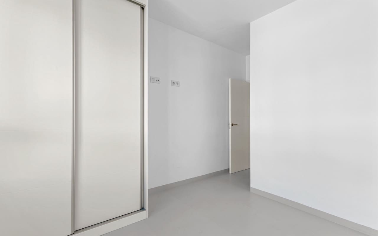 2 Zimmer Apartment zu verkaufen in San Miguel de Salinas mit Pool - 219.000 € (Ref: 9074136)