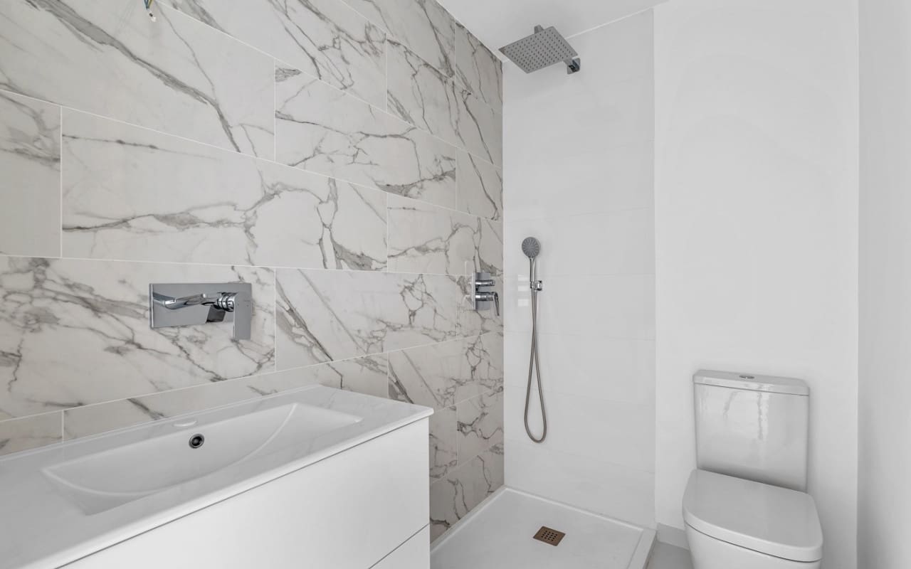 2 Zimmer Apartment zu verkaufen in San Miguel de Salinas mit Pool - 219.000 € (Ref: 9074136)