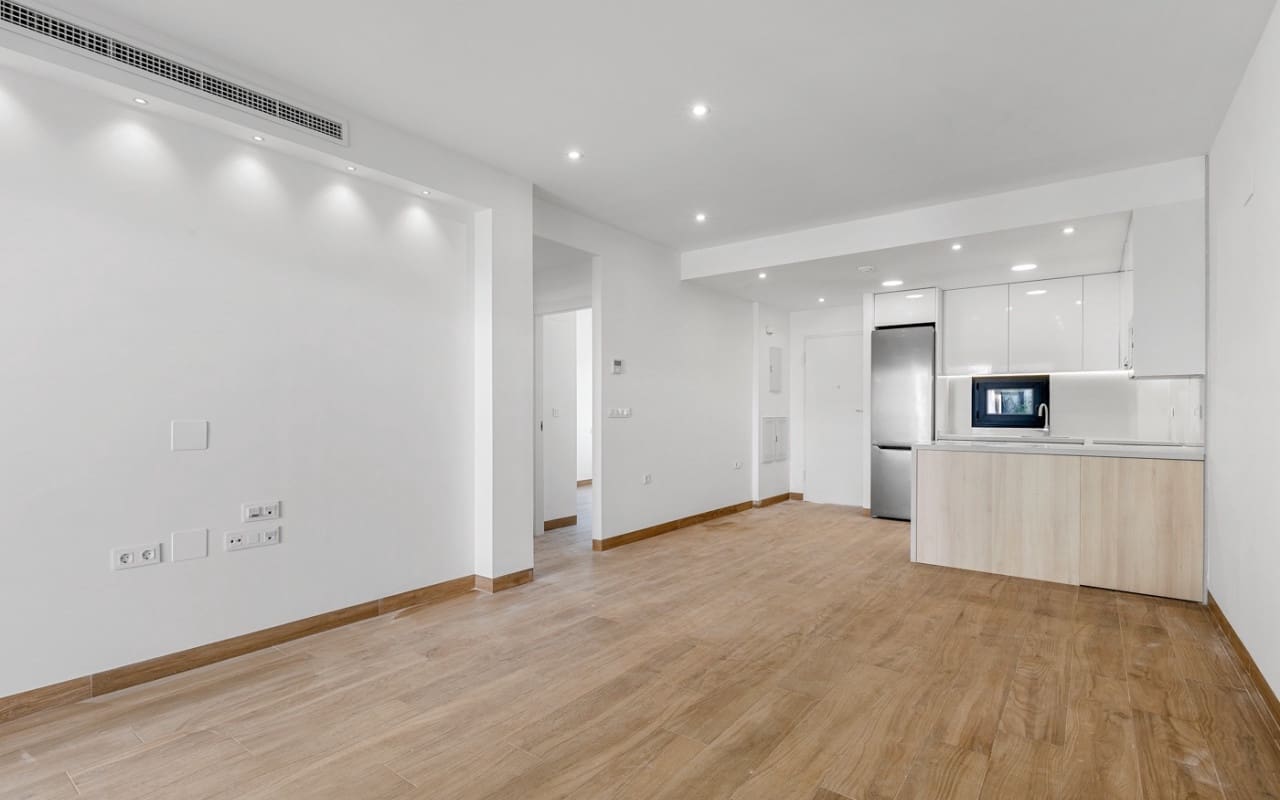 2 soveværelse Penthouse til salg i Los Balcones med swimmingpool - € 369.000 (Ref: 9081199)