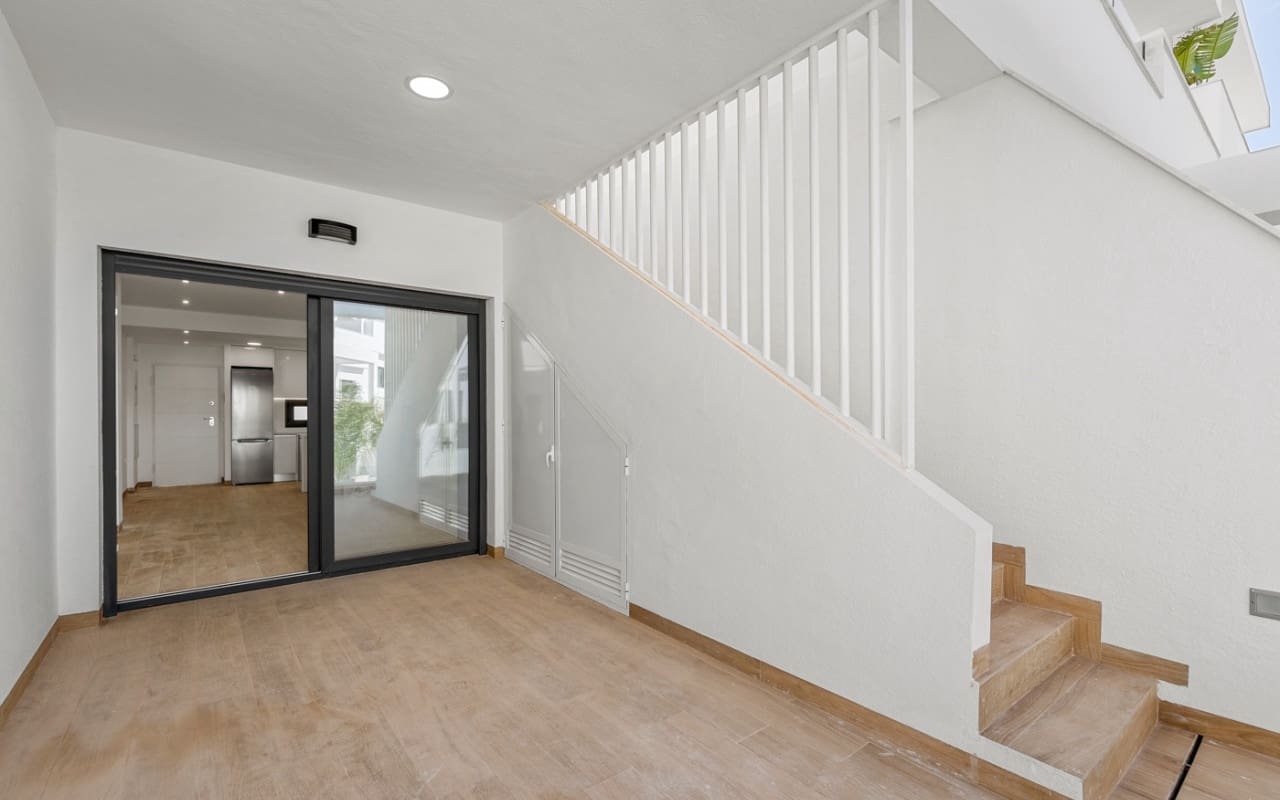 2 soveværelse Penthouse til salg i Los Balcones med swimmingpool - € 369.000 (Ref: 9081199)