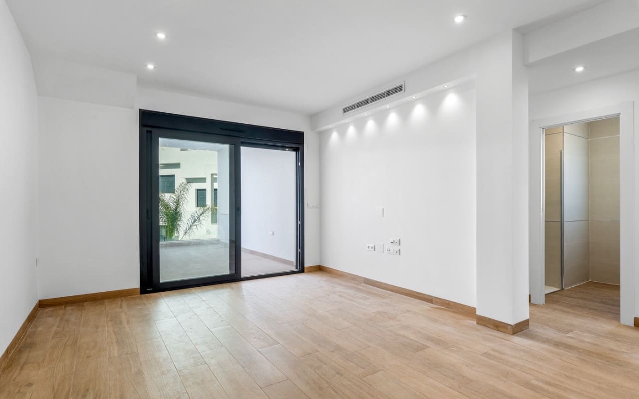 2 soveværelse Penthouse til salg i Los Balcones med swimmingpool - € 369.000 (Ref: 9081199)