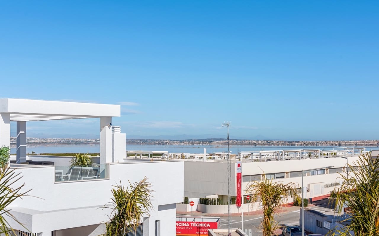 2 soveværelse Penthouse til salg i Los Balcones med swimmingpool - € 369.000 (Ref: 9081199)