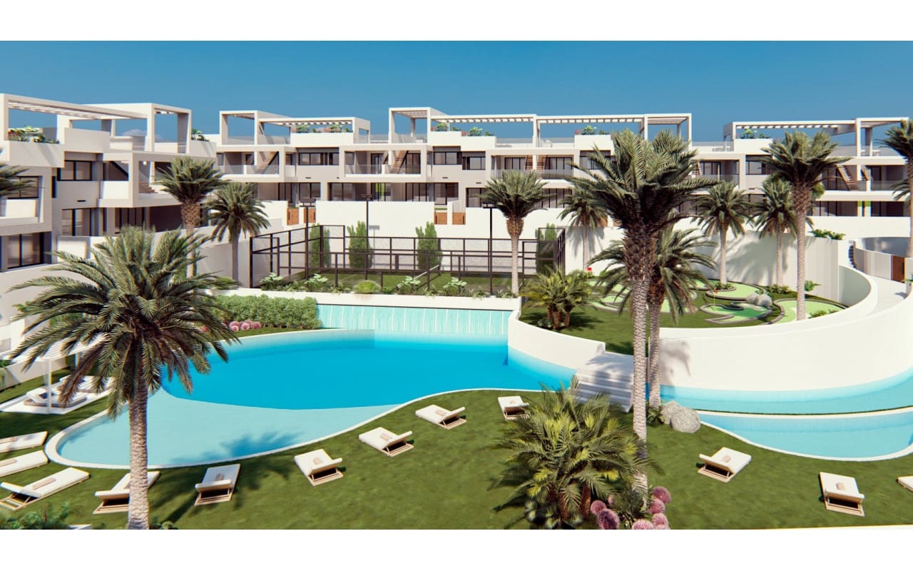 2 soveværelse Penthouse til salg i Los Balcones med swimmingpool - € 369.000 (Ref: 9081199)