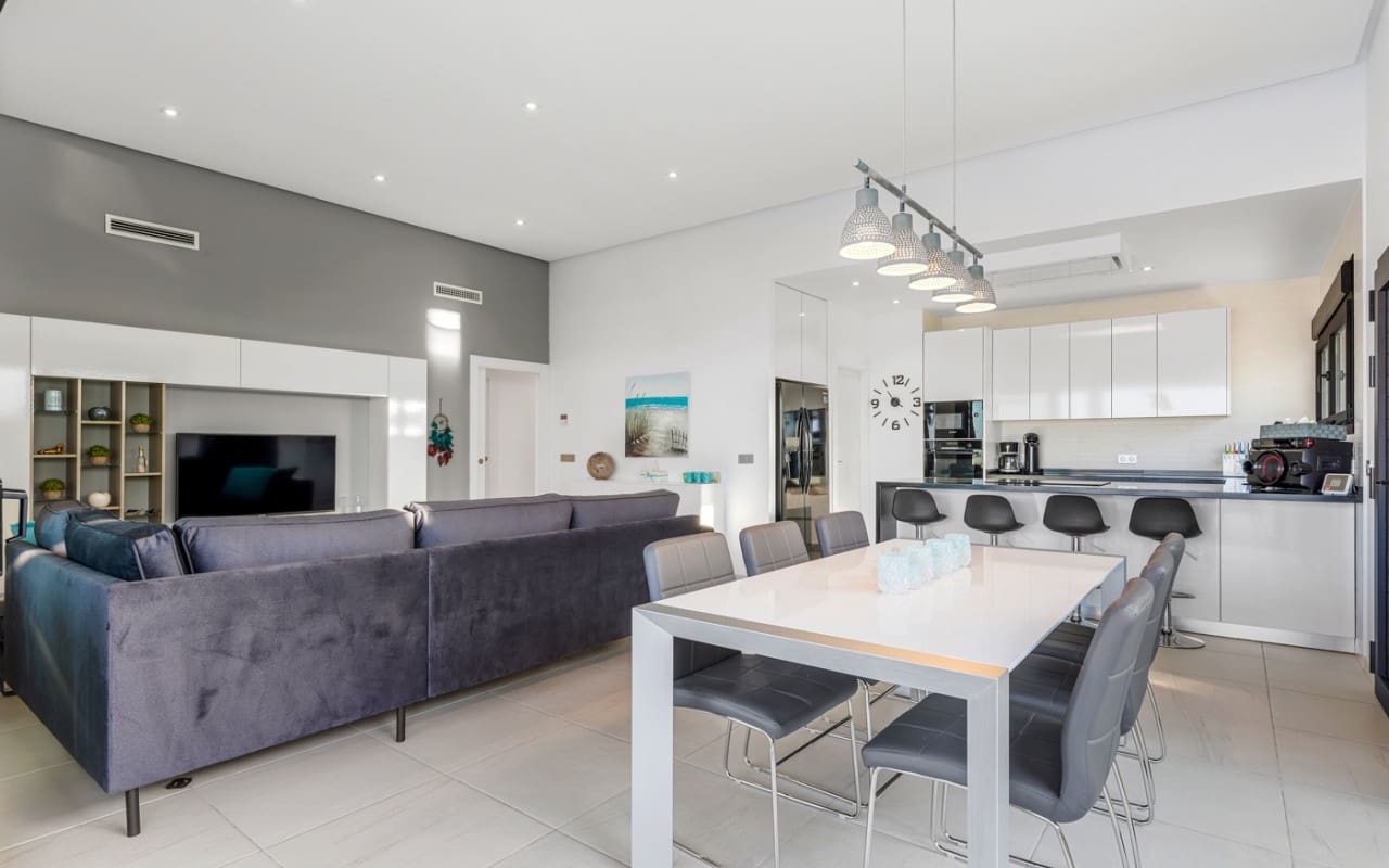 4 sovrum Villa till salu i Benijofar med pool - 699 000 € (Ref: 9081200)