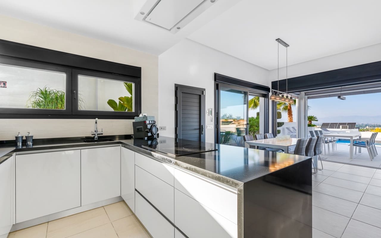 4 sovrum Villa till salu i Benijofar med pool - 699 000 € (Ref: 9081200)