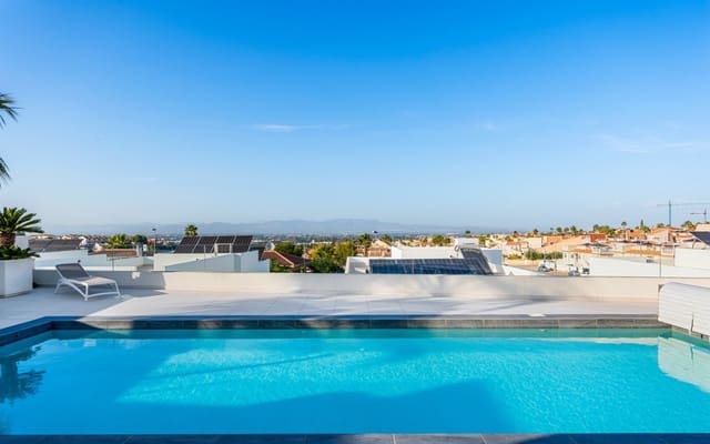 4 slaapkamer Villa te koop in Benijófar met zwembad - € 699.000 (Ref: 9081200)