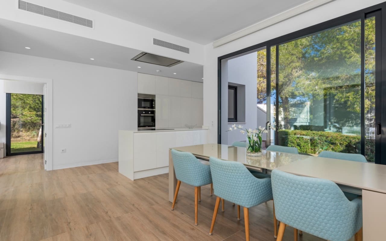 3 bedroom Villa for sale in Las Colinas Golf with pool - € 819,000 (Ref: 9081201)