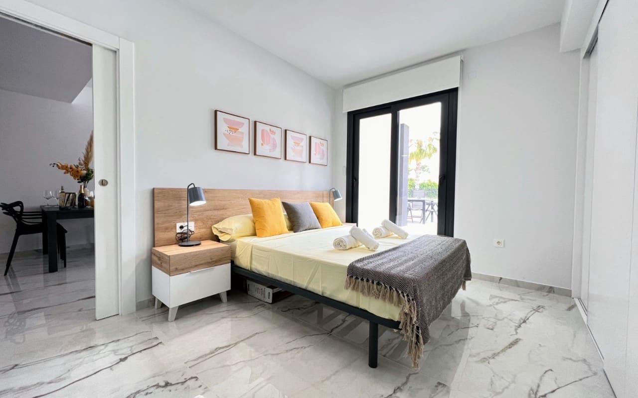 2 slaapkamer Appartement te koop in Los Altos met zwembad - € 269.000 (Ref: 9081203)