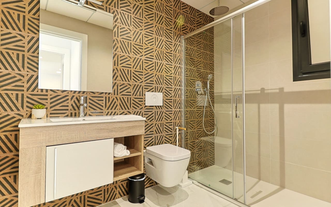 2 bedroom Apartment for sale in Los Altos with pool - € 299,950 (Ref: 9081204)