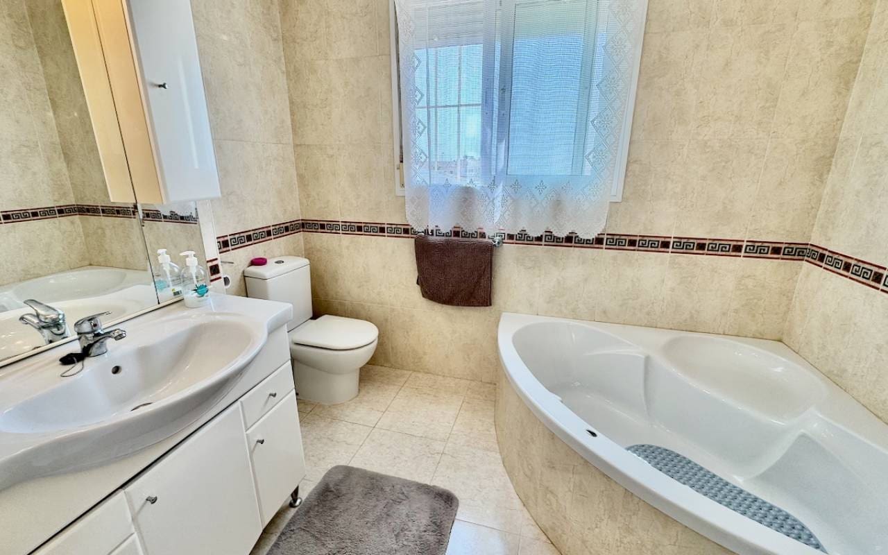 3 camera da letto Villa in vendita in Ciudad Quesada con piscina - 195.000 € (Rif: 9084323)