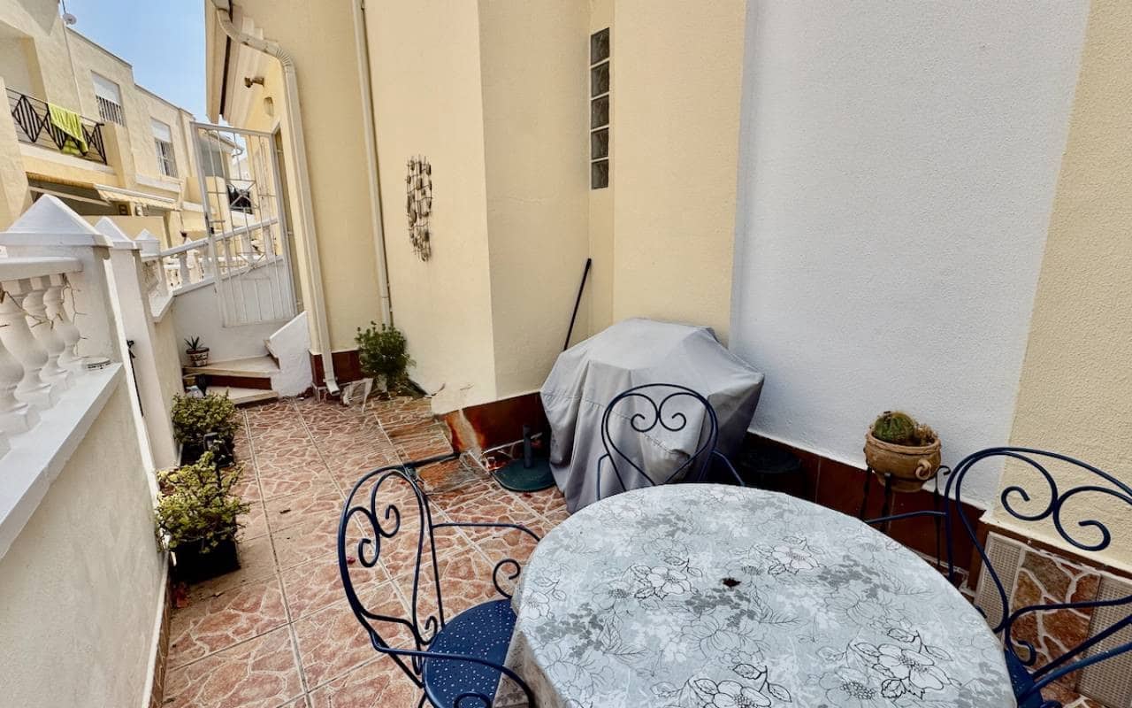 3 camera da letto Villa in vendita in Ciudad Quesada con piscina - 195.000 € (Rif: 9084323)