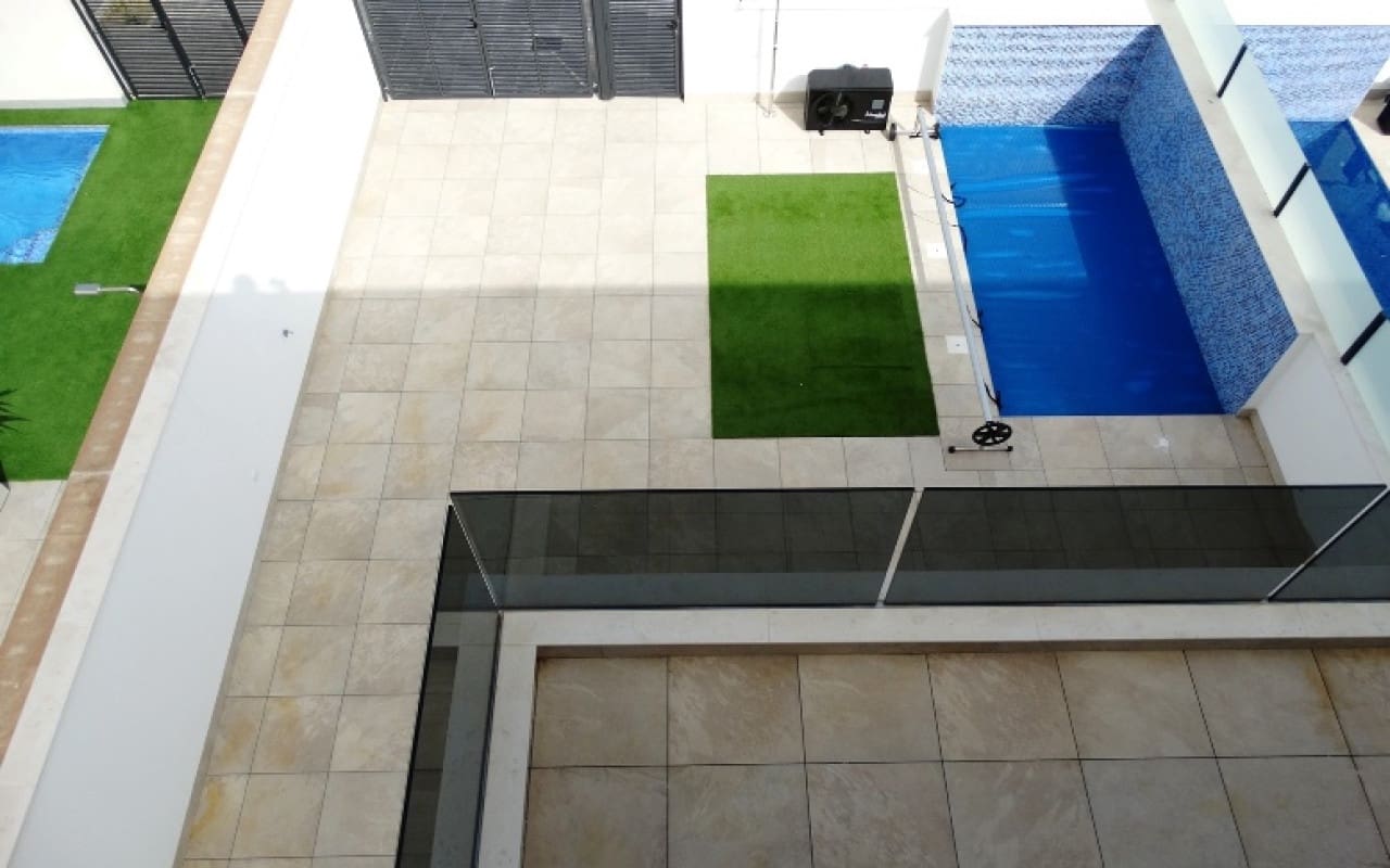 3 quarto Casa em Banda para venda em Pilar de la Horadada com piscina - 379 900 € (Ref: 9084327)