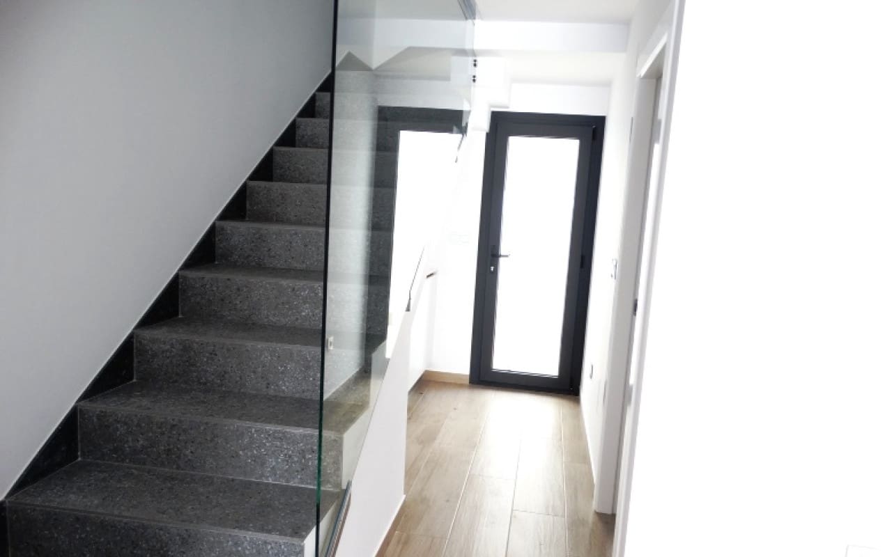 3 quarto Casa em Banda para venda em Pilar de la Horadada com piscina - 379 900 € (Ref: 9084327)