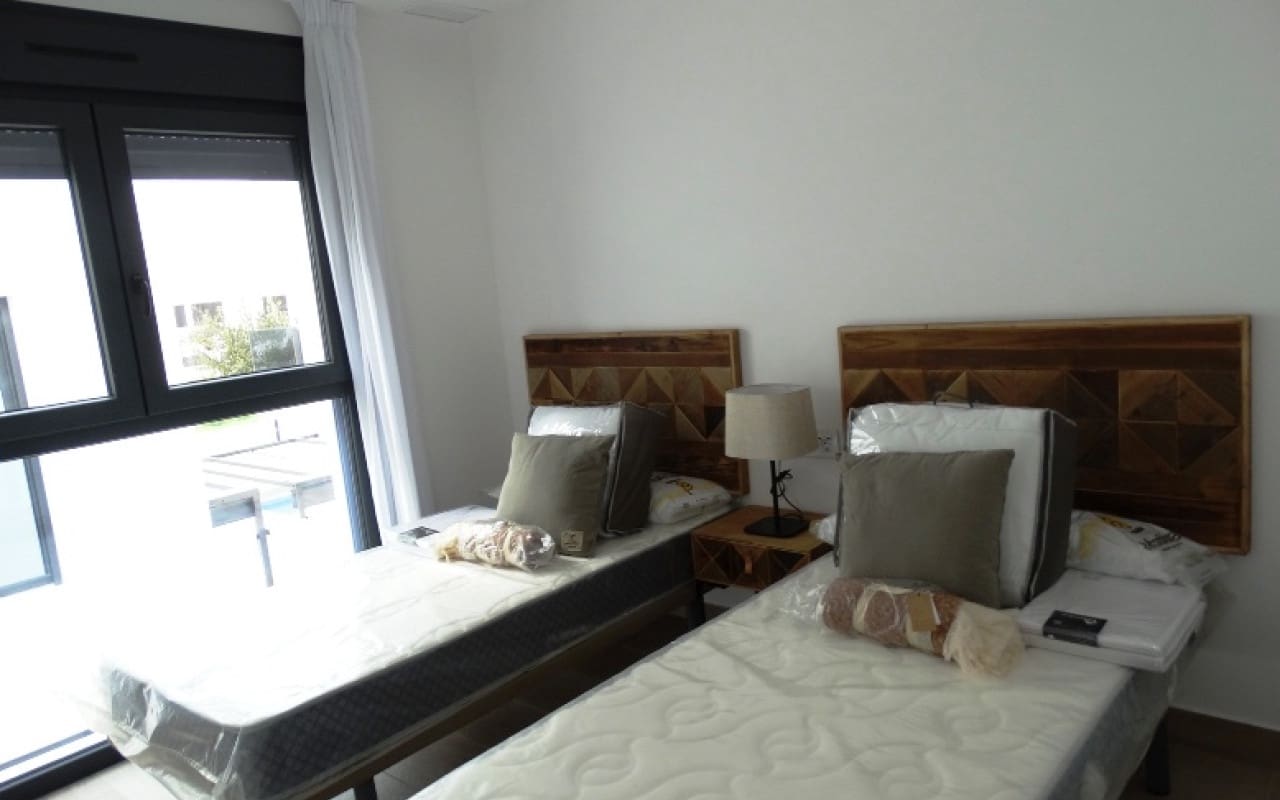 3 quarto Casa em Banda para venda em Pilar de la Horadada com piscina - 379 900 € (Ref: 9084327)