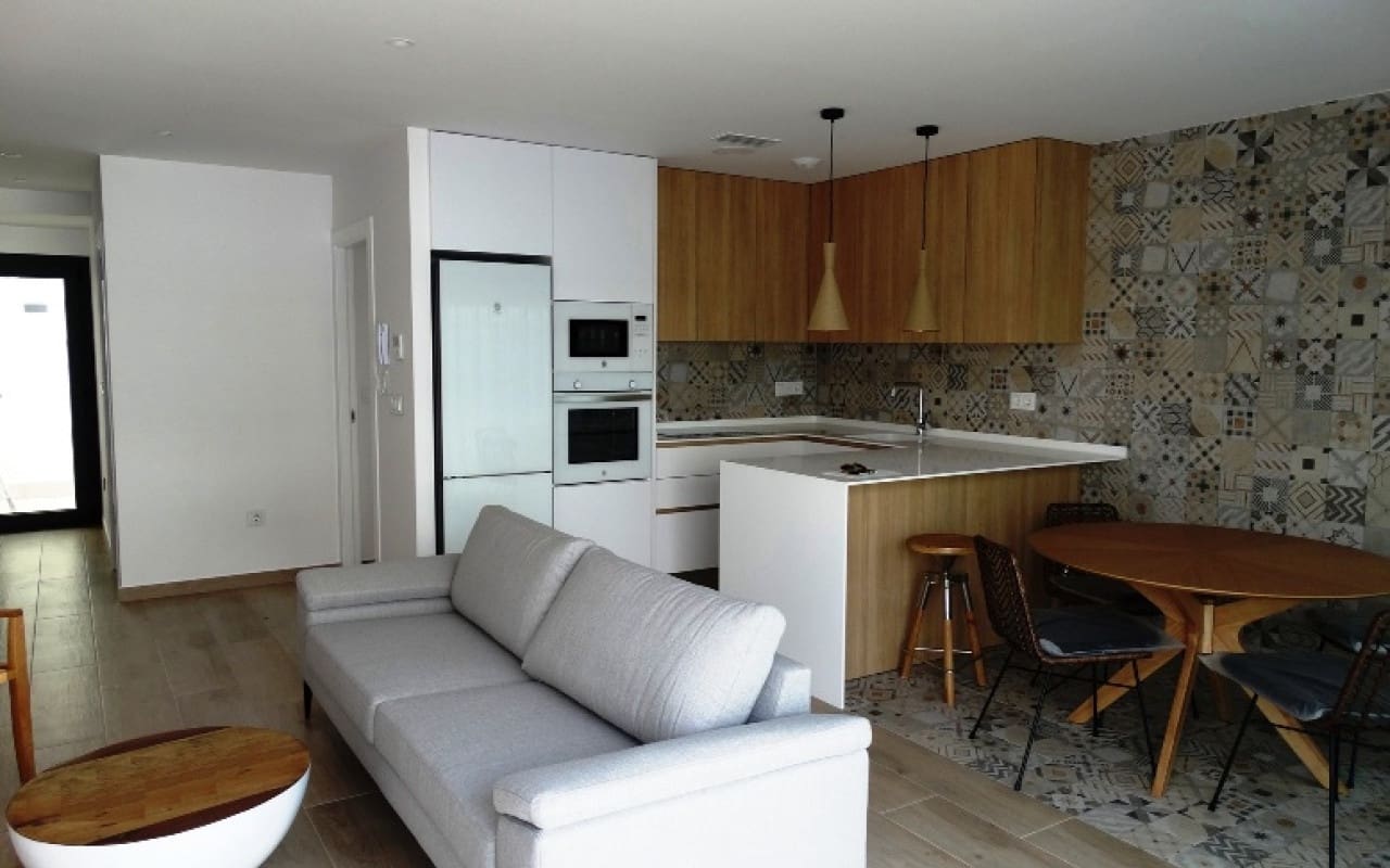 3 quarto Casa em Banda para venda em Pilar de la Horadada com piscina - 379 900 € (Ref: 9084327)