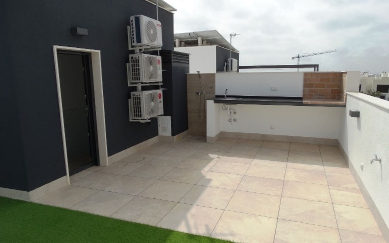 3 quarto Casa em Banda para venda em Pilar de la Horadada com piscina - 379 900 € (Ref: 9084327)