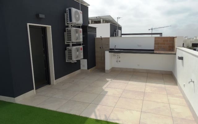 3 quarto Casa em Banda para venda em Pilar de la Horadada ciudad, Pilar de la Horadada com piscina - 379 900 € (Ref: 9084327)