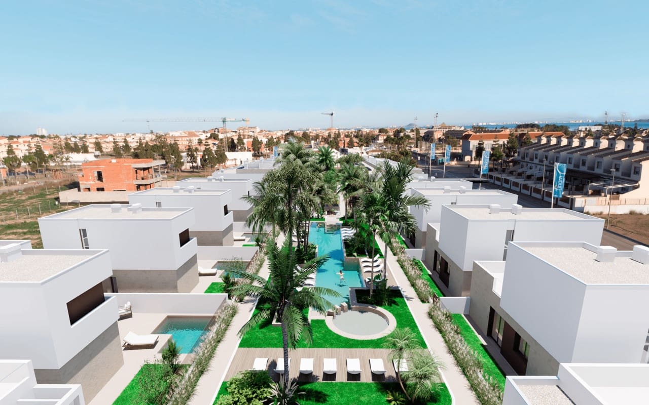 3 soveværelse Villa til salg i Los Alcazares med swimmingpool - € 489.000 (Ref: 9084488)