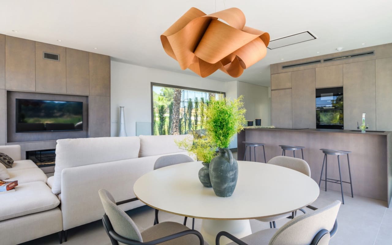 Chalet de 3 habitaciones en Las Colinas Golf en venta - 755.000 € (Ref: 9084500)