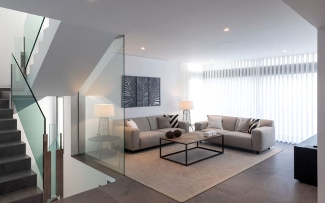 2 makuuhuone Huvila myytävänä paikassa La Manga Club, Cartagena - 700 000 € (Ref: 9084513)