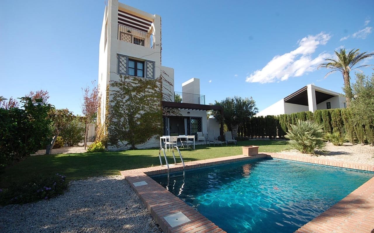 2 bedroom Villa for sale in Avileses - € 300,000 (Ref: 9084529)