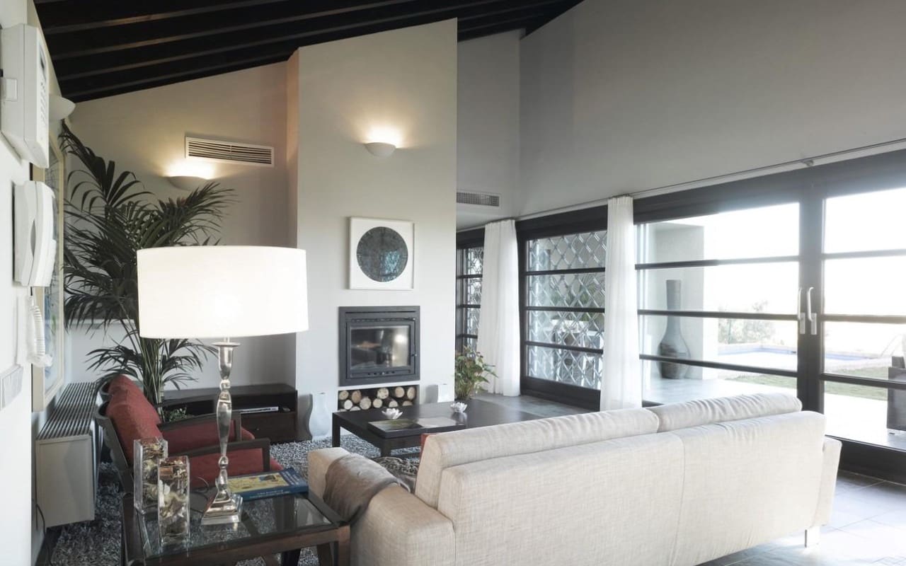 2 bedroom Villa for sale in Avileses - € 300,000 (Ref: 9084529)