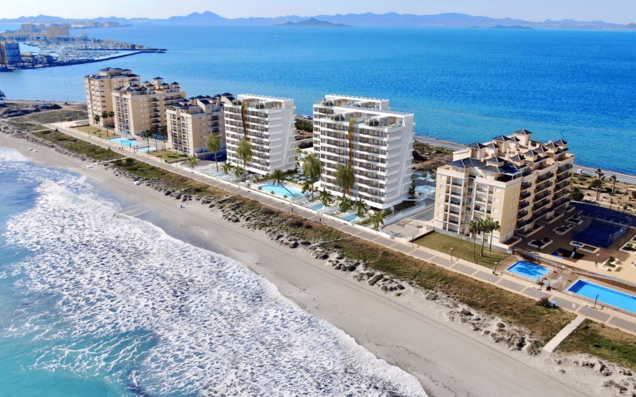 3 bedroom Apartment for sale in La Manga del Mar Menor with pool - € 559,000 (Ref: 9084553)