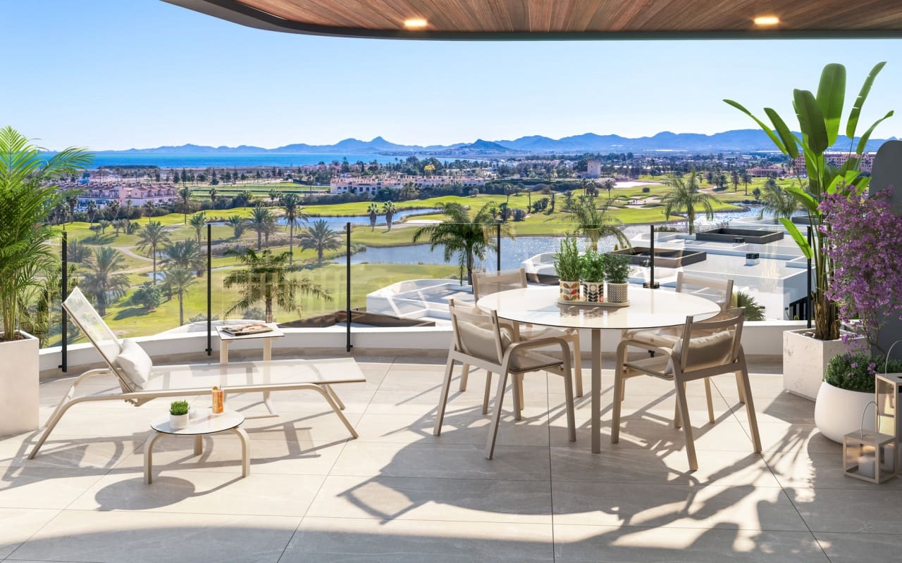 2 soveværelse Penthouse til salg i Los Alcazares med swimmingpool - € 369.000 (Ref: 9084557)