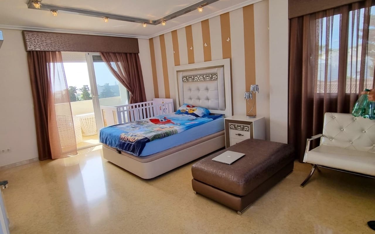 5 soverom Villa til salgs i La Mata med svømmebasseng - € 980 000 (Ref: 9099691)