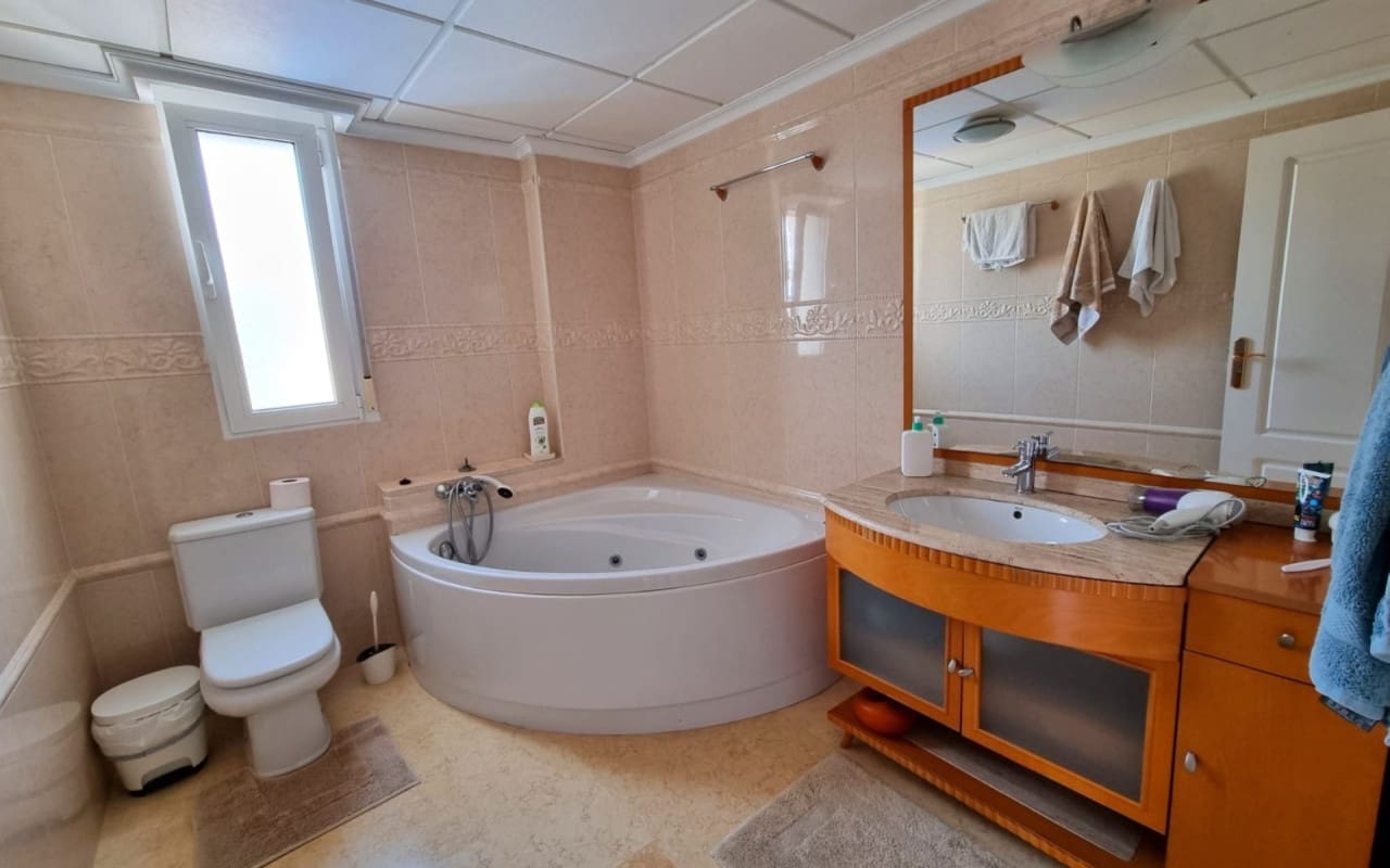 5 soverom Villa til salgs i La Mata med svømmebasseng - € 980 000 (Ref: 9099691)