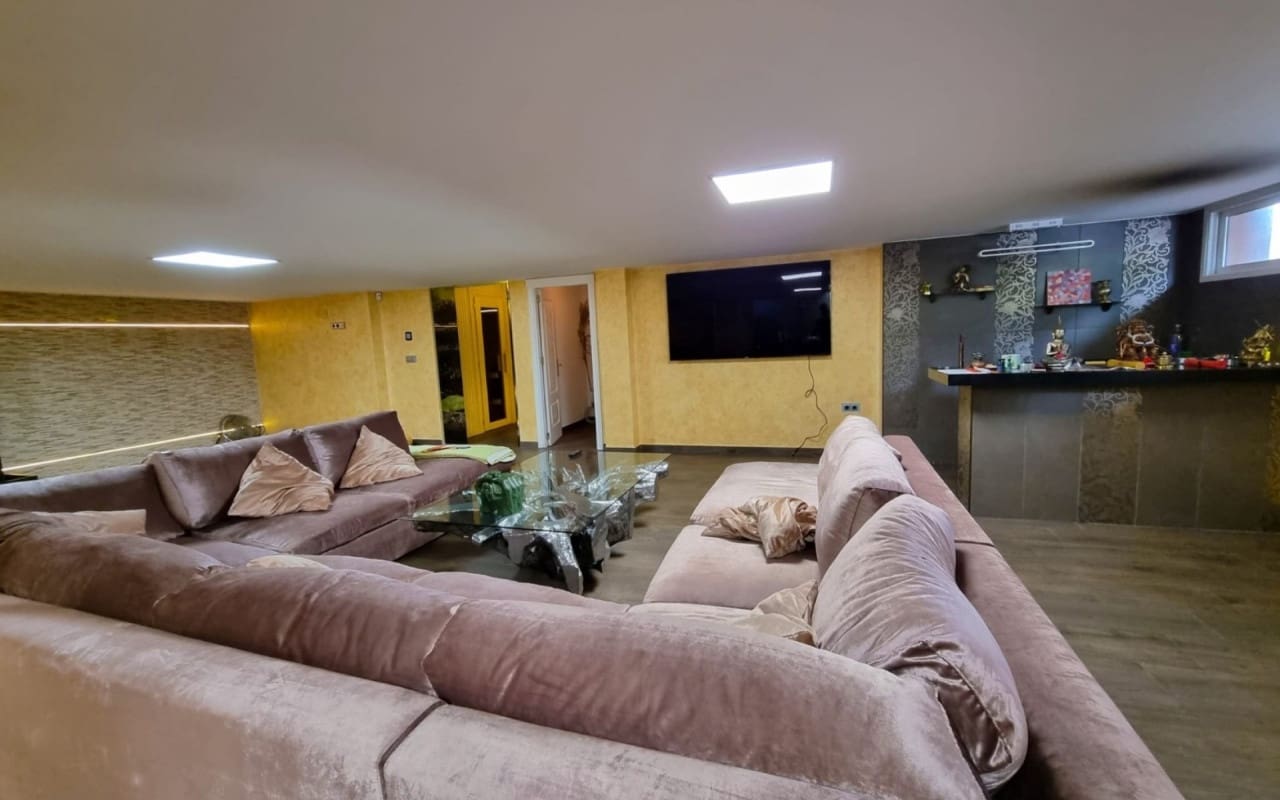 5 soverom Villa til salgs i La Mata med svømmebasseng - € 980 000 (Ref: 9099691)