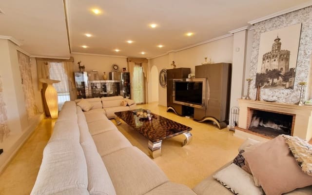 5 bedroom Villa for sale in Cañada del Molino, Torrevieja with pool - € 980,000 (Ref: 9099691)