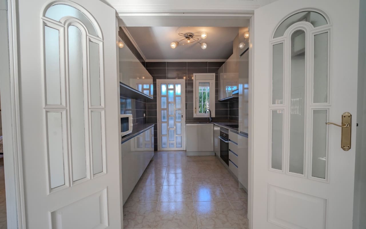 5 sovrum Villa till salu i Dona Pepa - 680 000 € (Ref: 9099693)