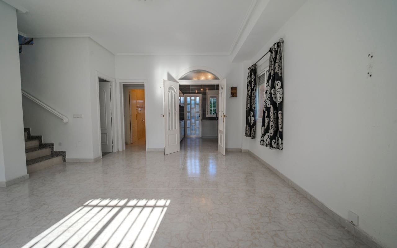 5 sovrum Villa till salu i Dona Pepa - 680 000 € (Ref: 9099693)